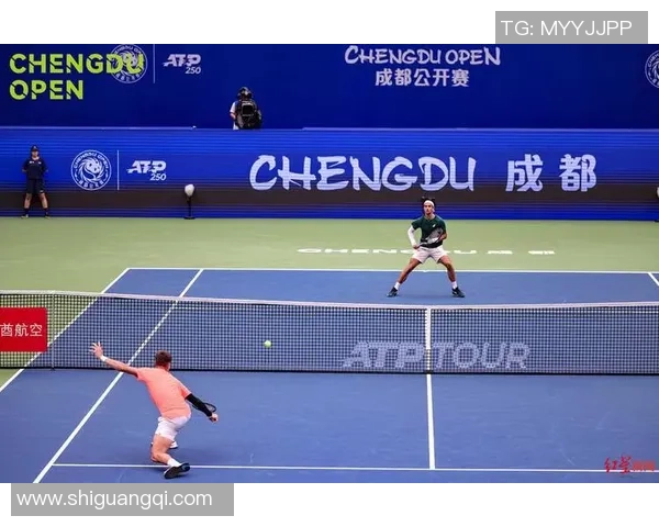 成都网球队勇夺最新网球耐力TOP10榜首位置引发热议